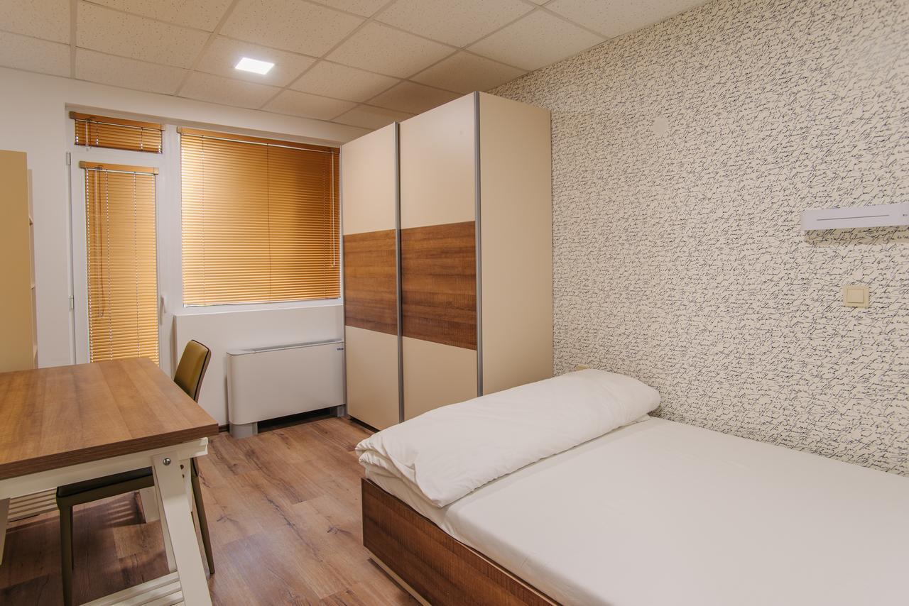 Aparthotel Pansion Storgozia Plewen Exterior foto